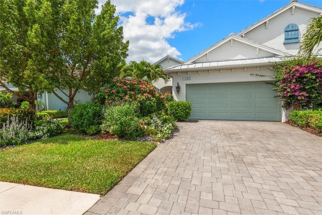 2302 Marquesa Cir, Naples, FL 34112 Photo