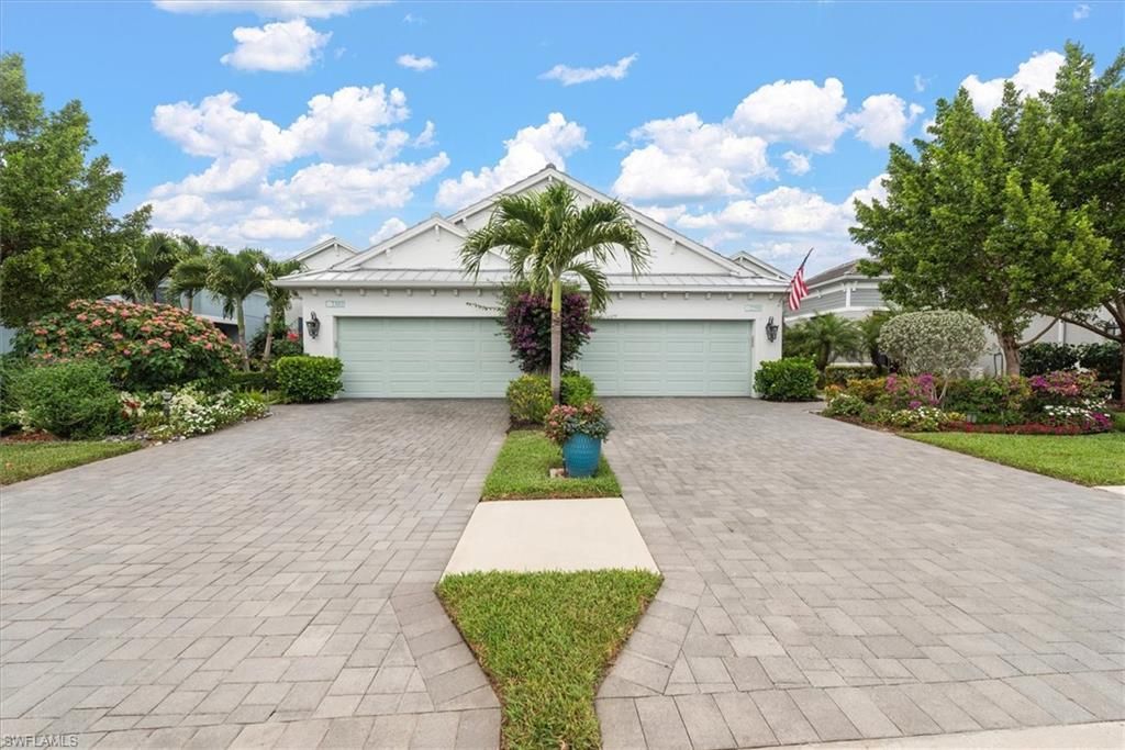 2302 Marquesa Cir, Naples, FL 34112 Photo