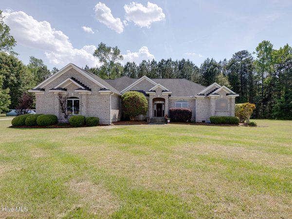 3286 J C Galloway Road, Grimesland, NC 27837