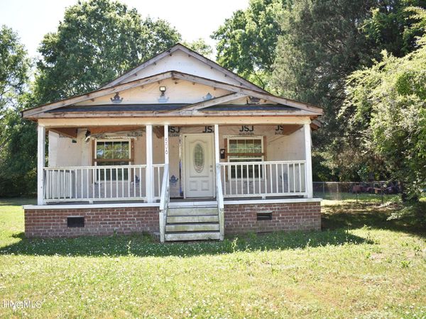 506 Oliver Street, Mount Olive, NC 28365