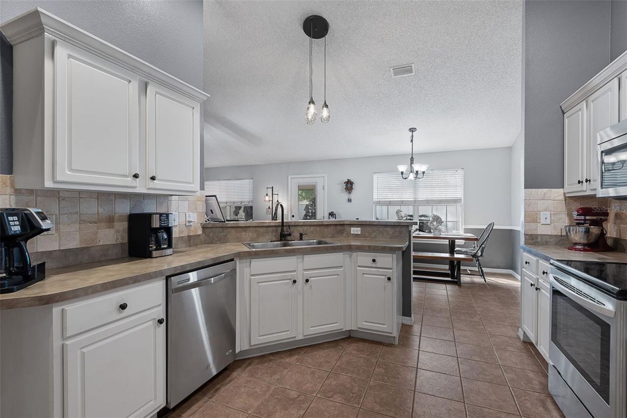 7 Lee Drive, Palm Coast, FL 32137 Photo