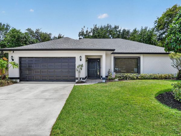 980 Ryanwood Drive, West Palm Beach, FL 33413