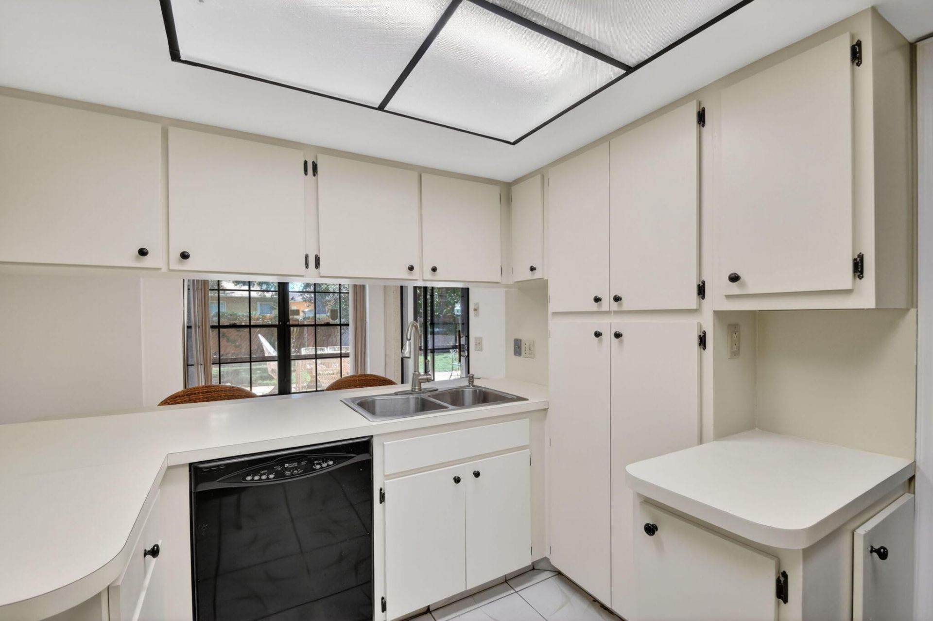 980 Ryanwood Drive, West Palm Beach, FL 33413 Photo
