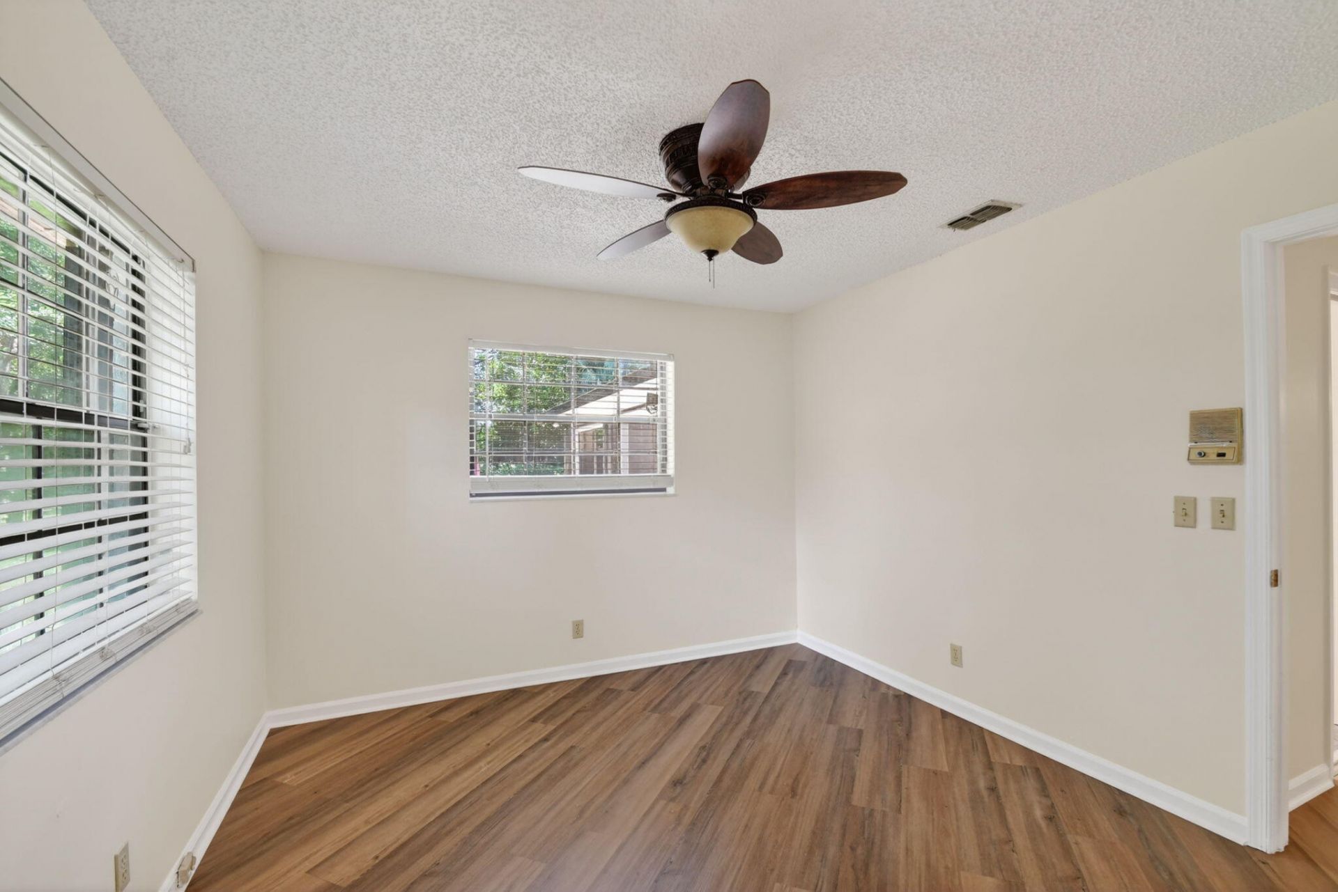 980 Ryanwood Drive, West Palm Beach, FL 33413 Photo
