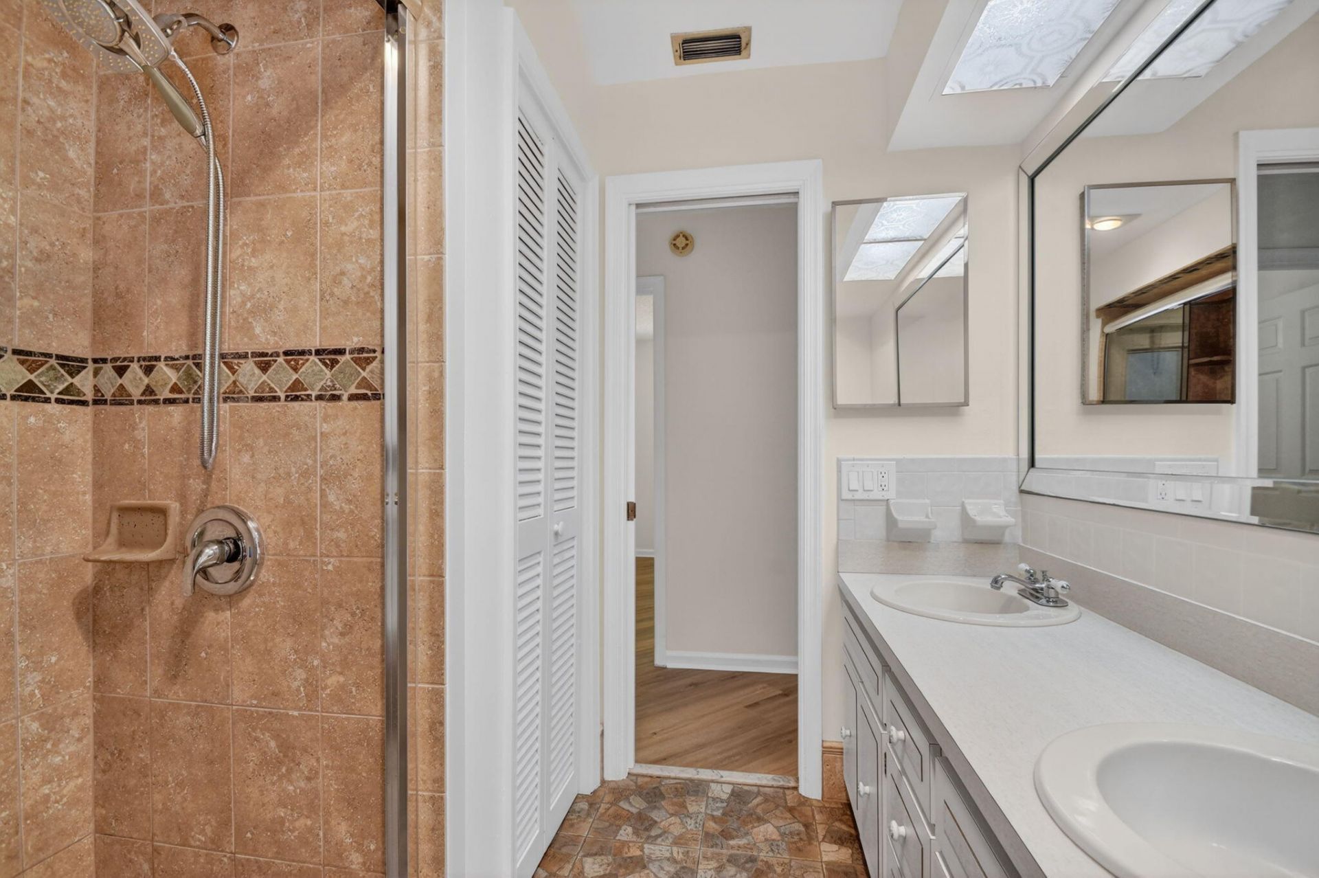980 Ryanwood Drive, West Palm Beach, FL 33413 Photo