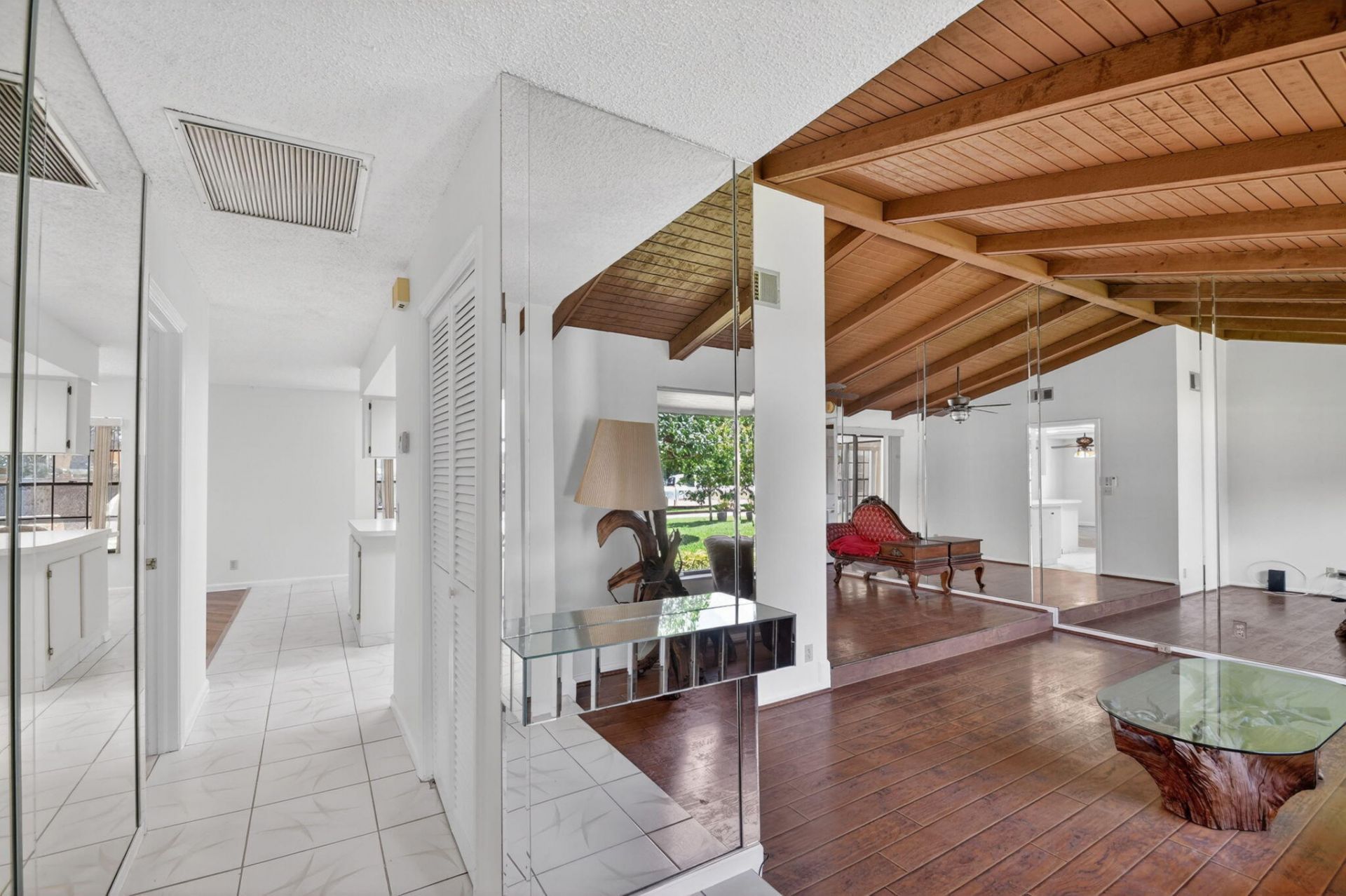 980 Ryanwood Drive, West Palm Beach, FL 33413 Photo