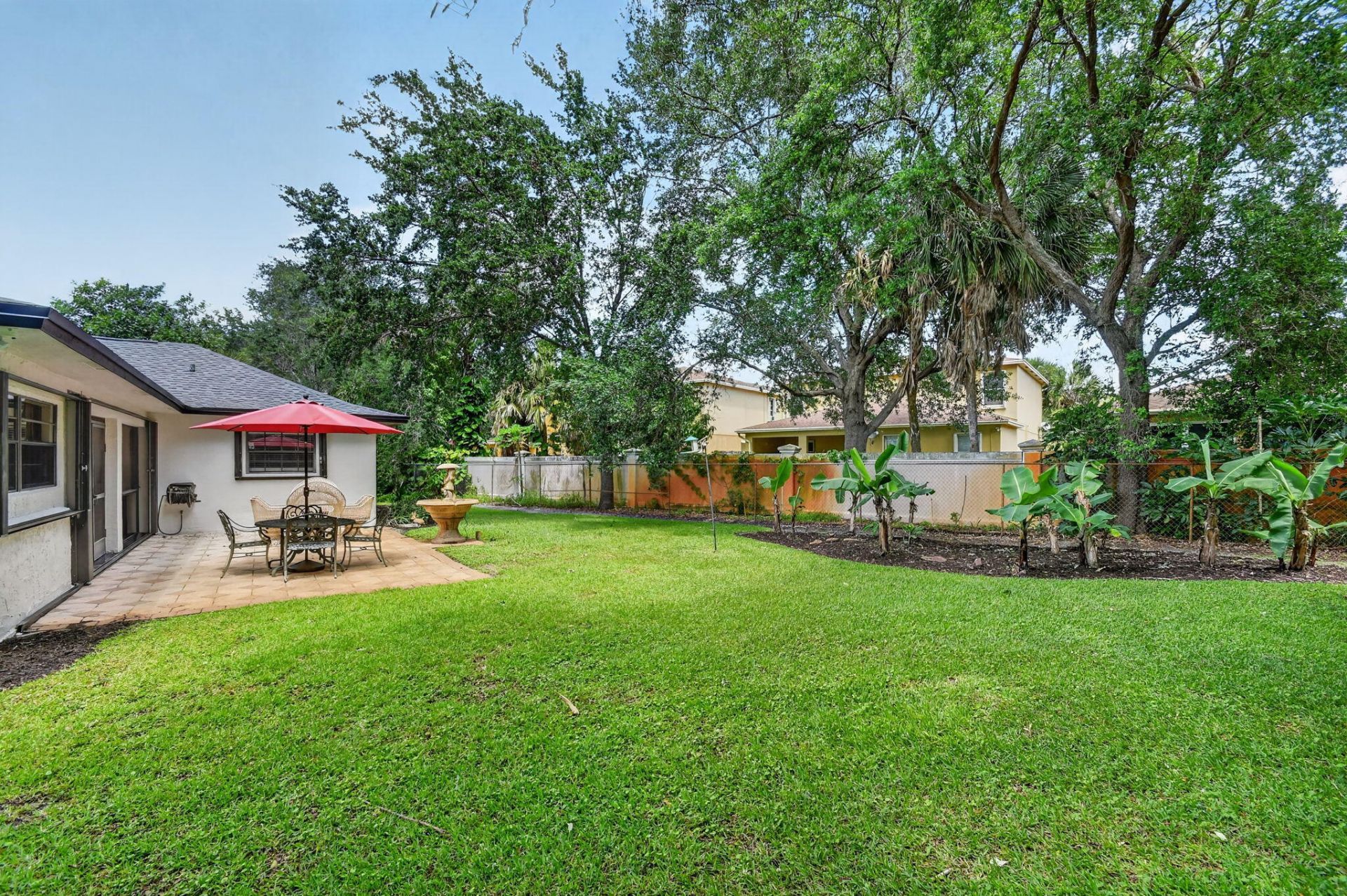 980 Ryanwood Drive, West Palm Beach, FL 33413 Photo