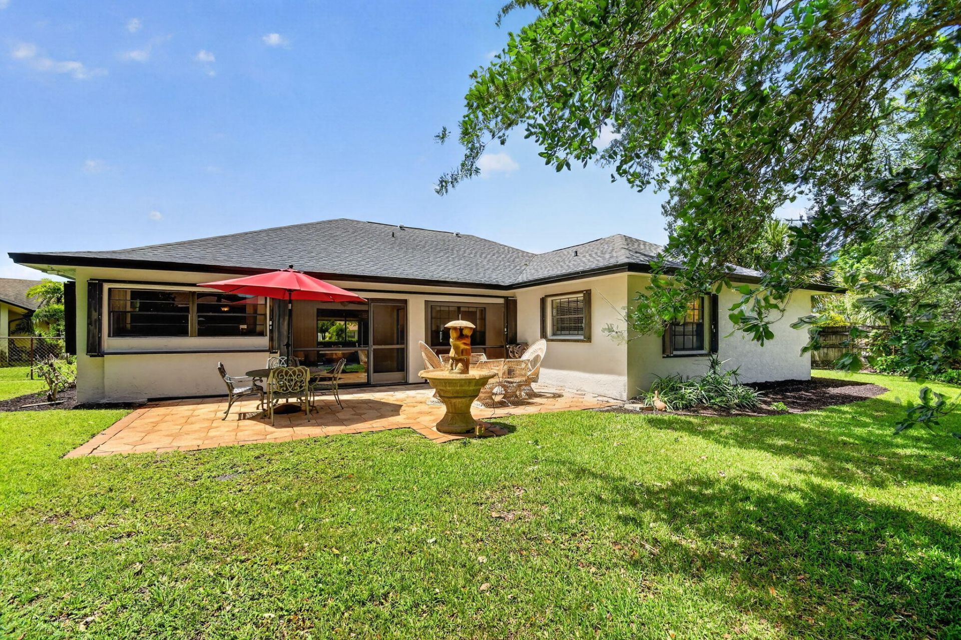 980 Ryanwood Drive, West Palm Beach, FL 33413 Photo