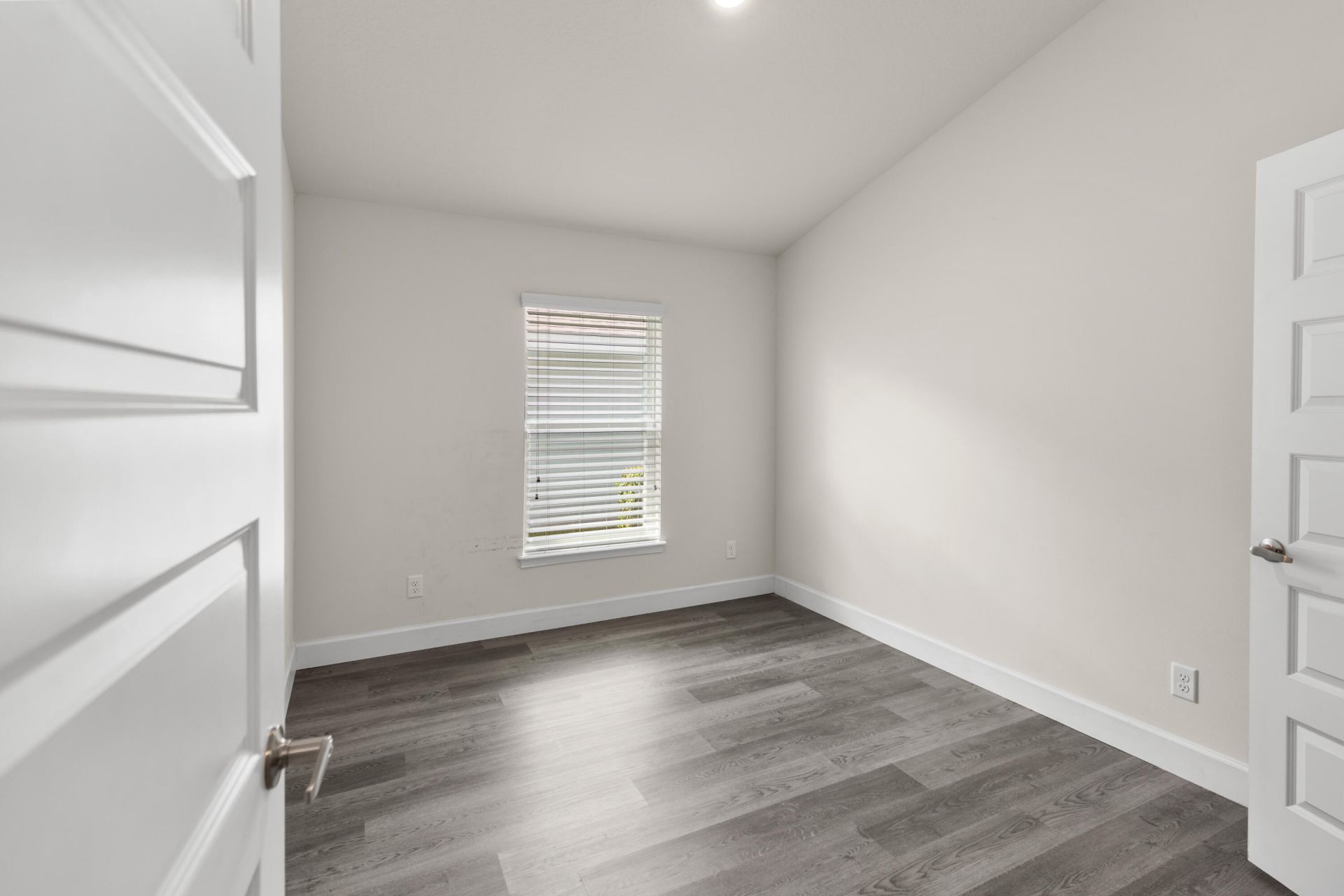 886 NE Whistling Duck Way, Port Saint Lucie, FL 34983 Photo