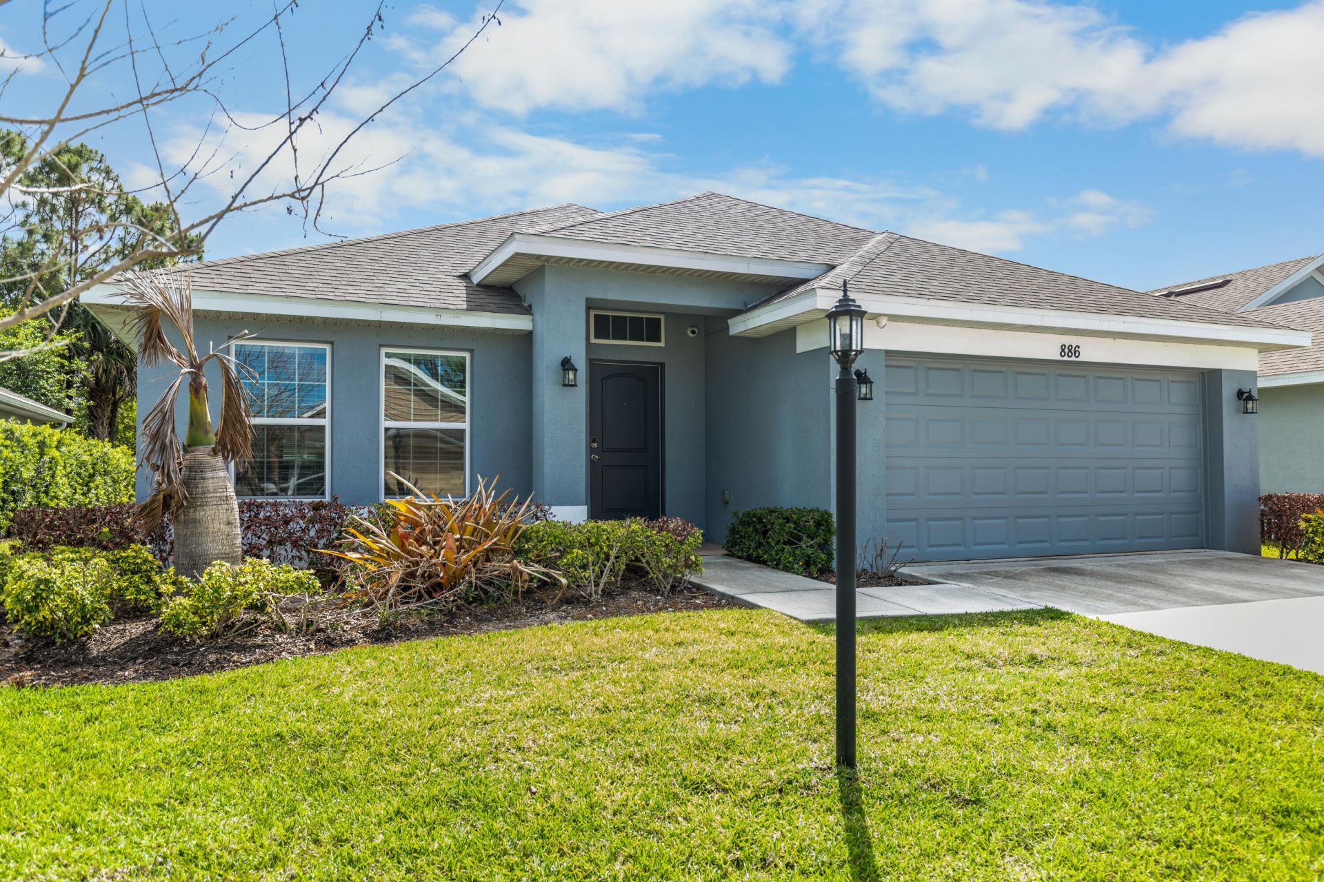 886 NE Whistling Duck Way, Port Saint Lucie, FL 34983 Photo