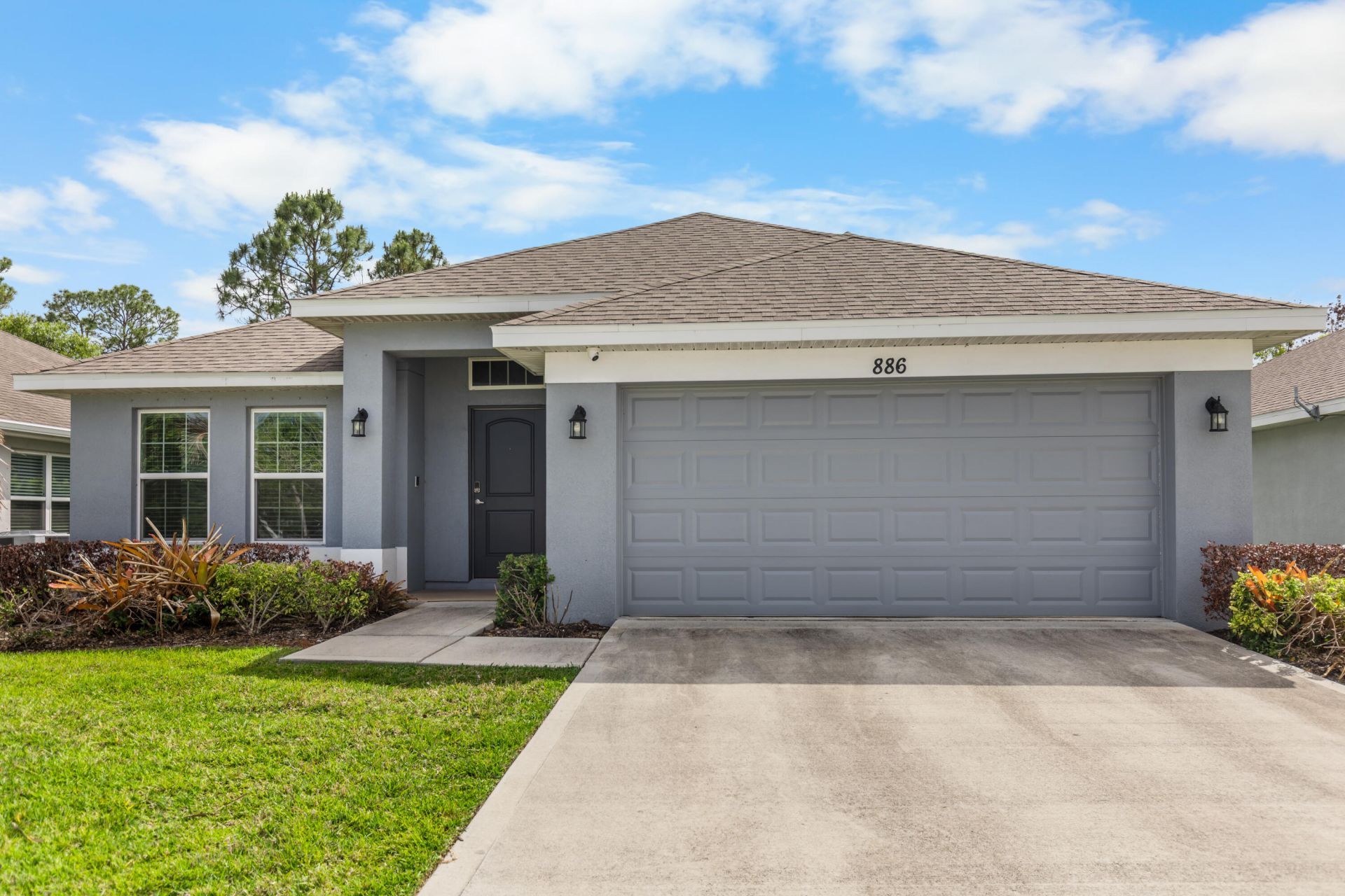 886 NE Whistling Duck Way, Port Saint Lucie, FL 34983 Photo