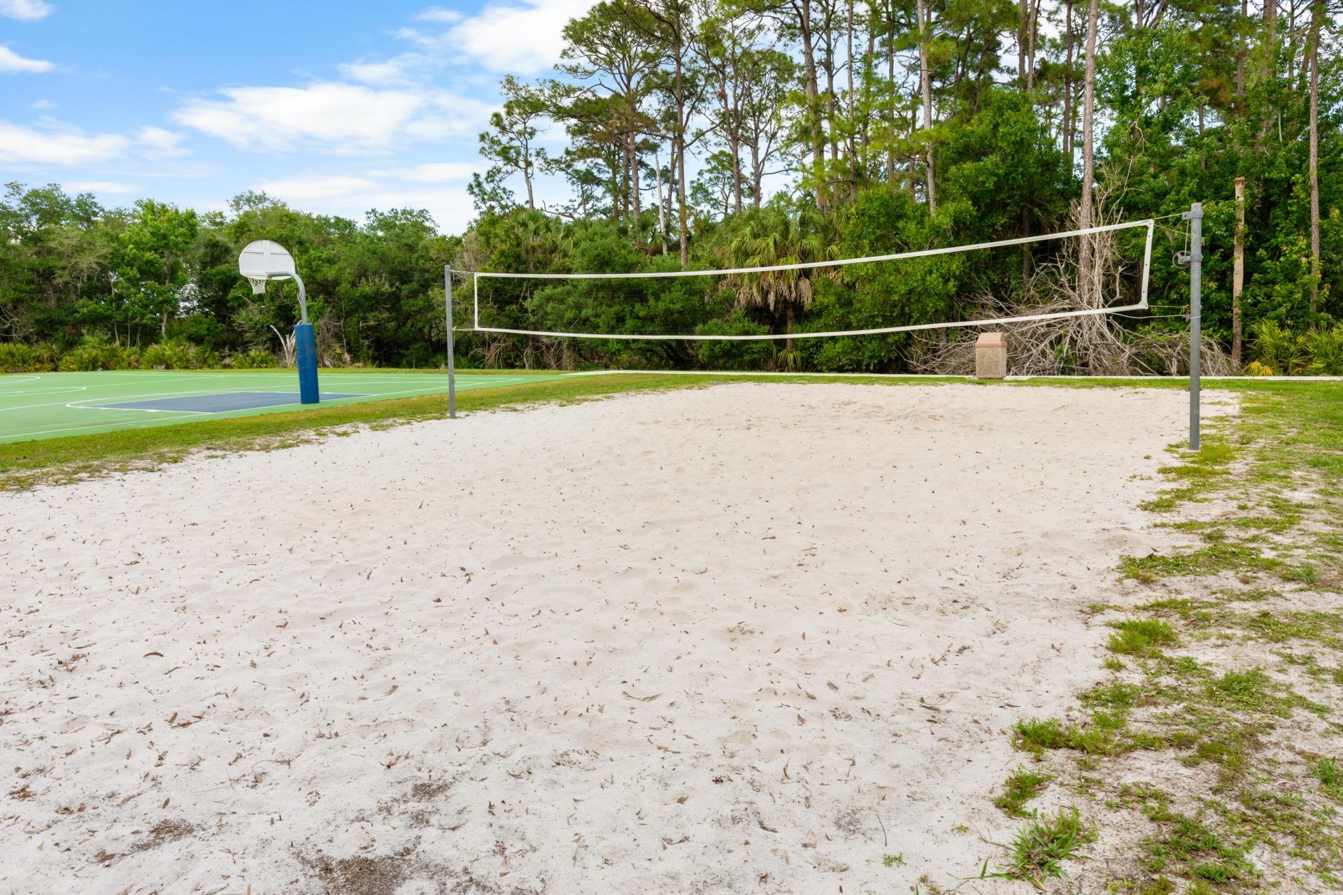 886 NE Whistling Duck Way, Port Saint Lucie, FL 34983 Photo
