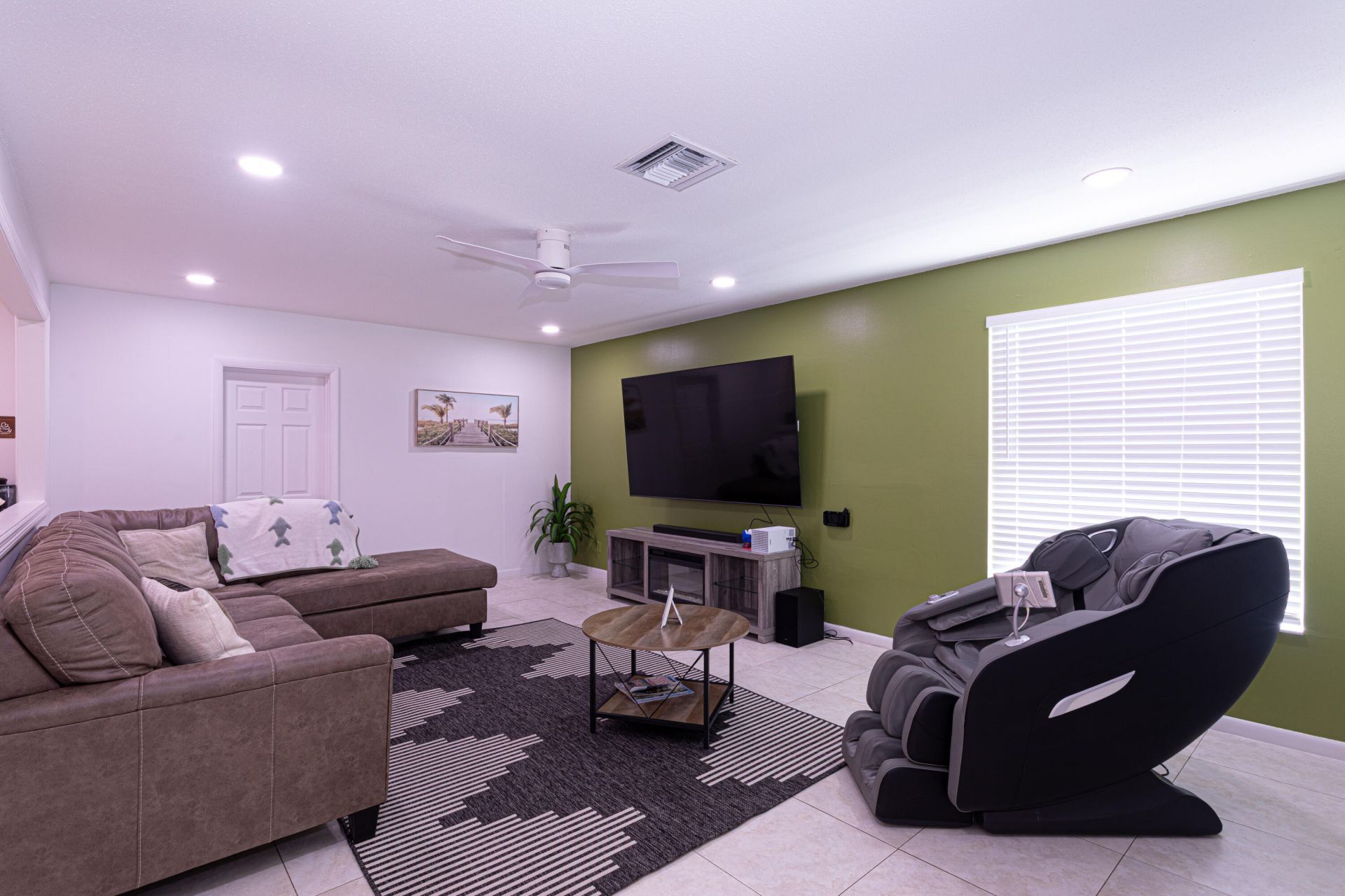 5756 Orchard Way, West Palm Beach, FL 33417 Photo