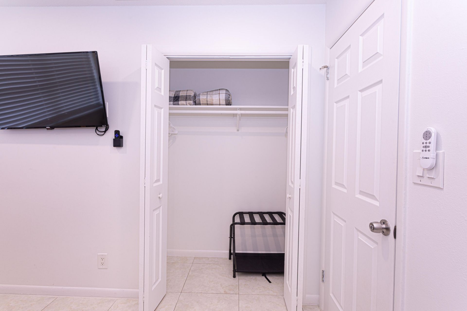 5756 Orchard Way, West Palm Beach, FL 33417 Photo