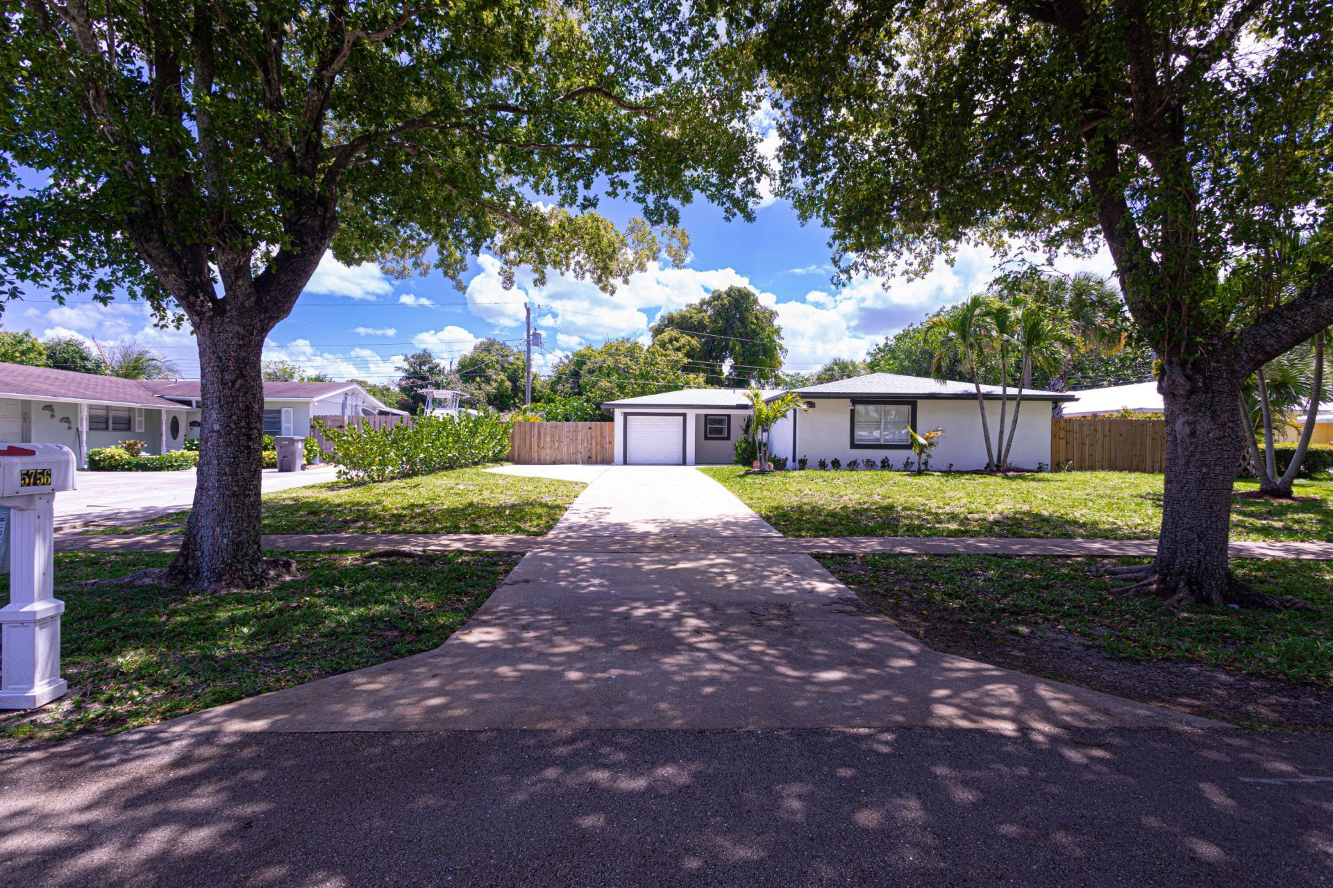 5756 Orchard Way, West Palm Beach, FL 33417 Photo