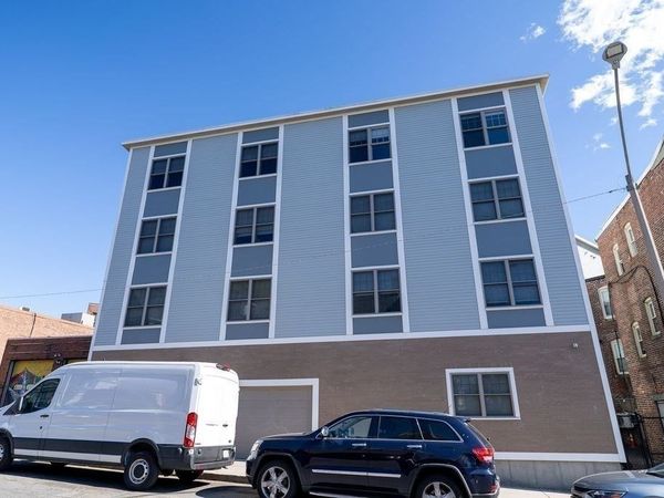 332 Talbot Ave, Unit 4th Flr #1, Boston, MA 02124