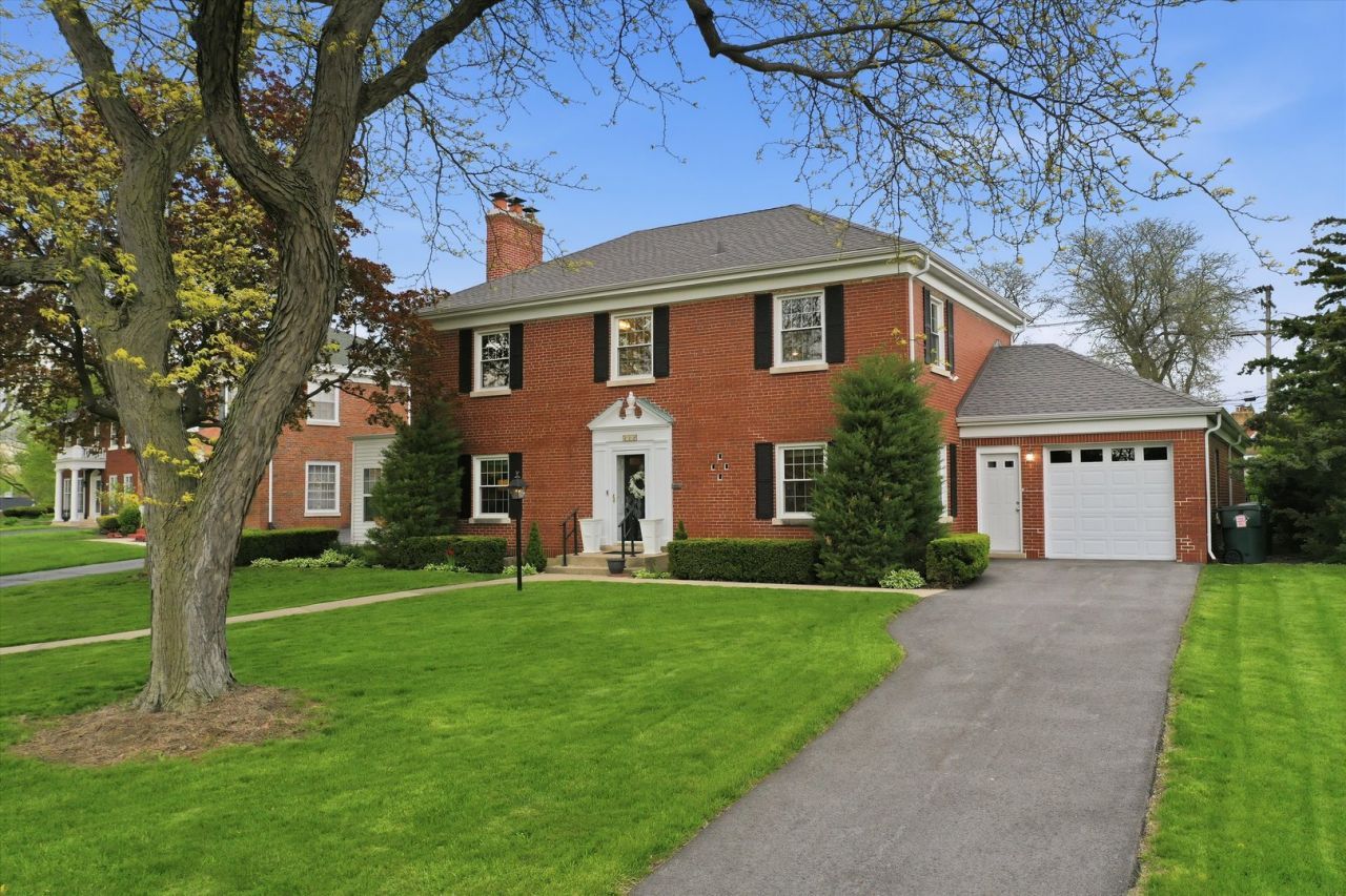 213 Country Club Road , Chicago Heights, IL 60411