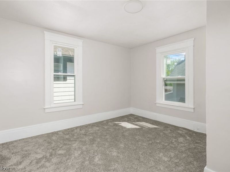 299 NW 5th Street NW, Barberton, OH 44203 Photo 18