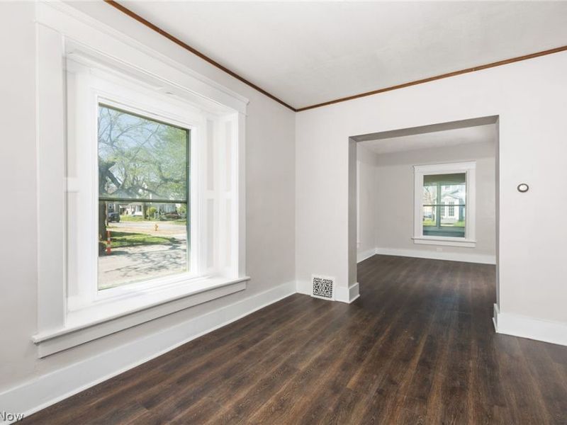 299 NW 5th Street NW, Barberton, OH 44203 Photo 9