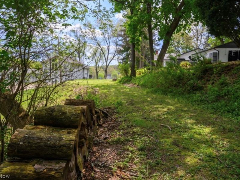 73 Cherry Drive NW, North Canton, OH 44720 Photo 14