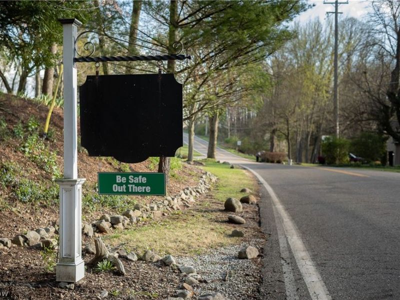 73 Cherry Drive NW, North Canton, OH 44720 Photo 8