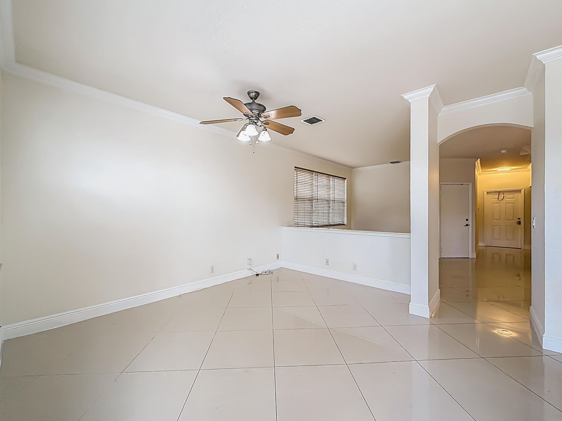 3990 NW 92nd Avenue, Sunrise, FL 33351 Photo