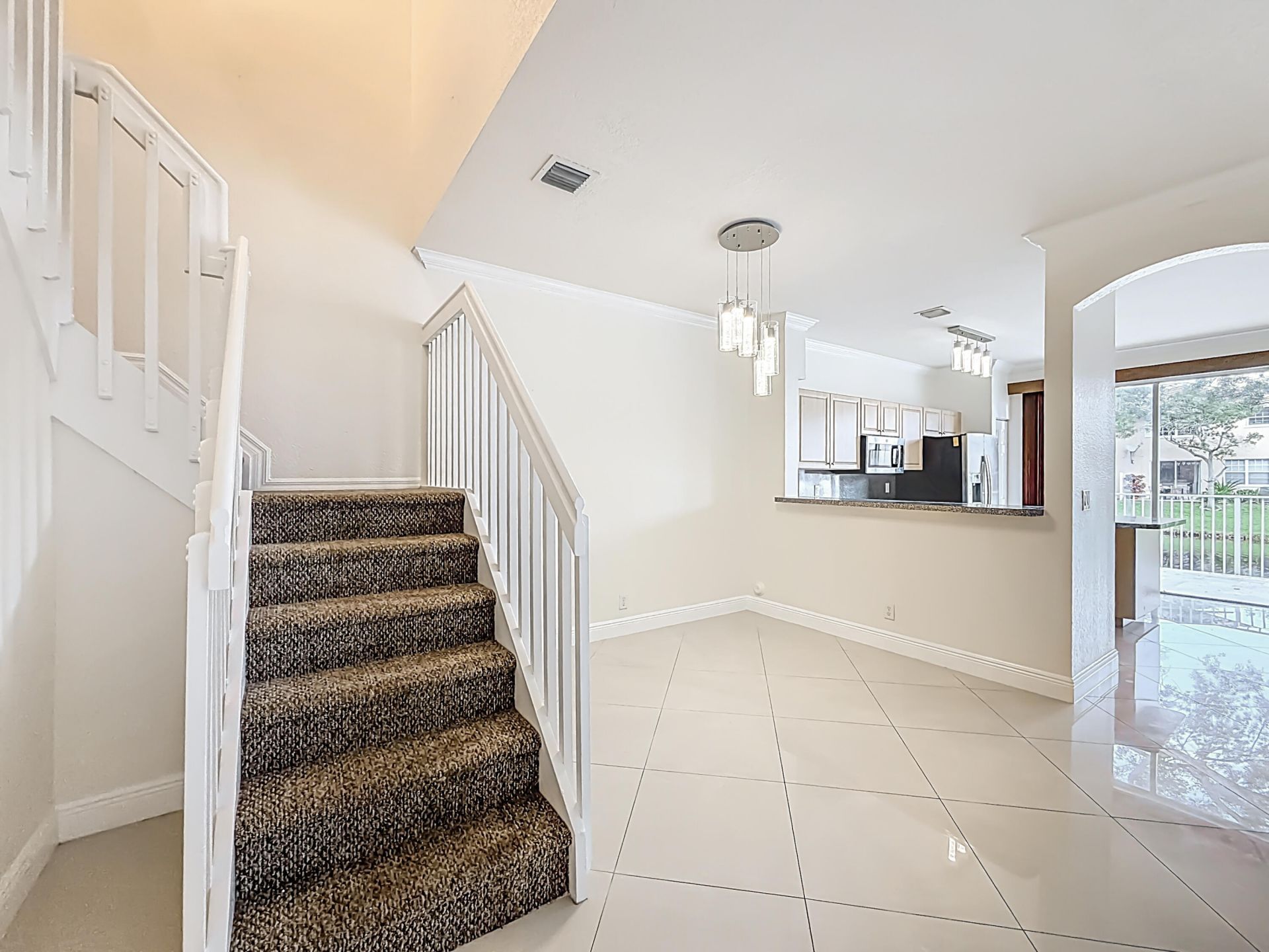 3990 NW 92nd Avenue, Sunrise, FL 33351 Photo