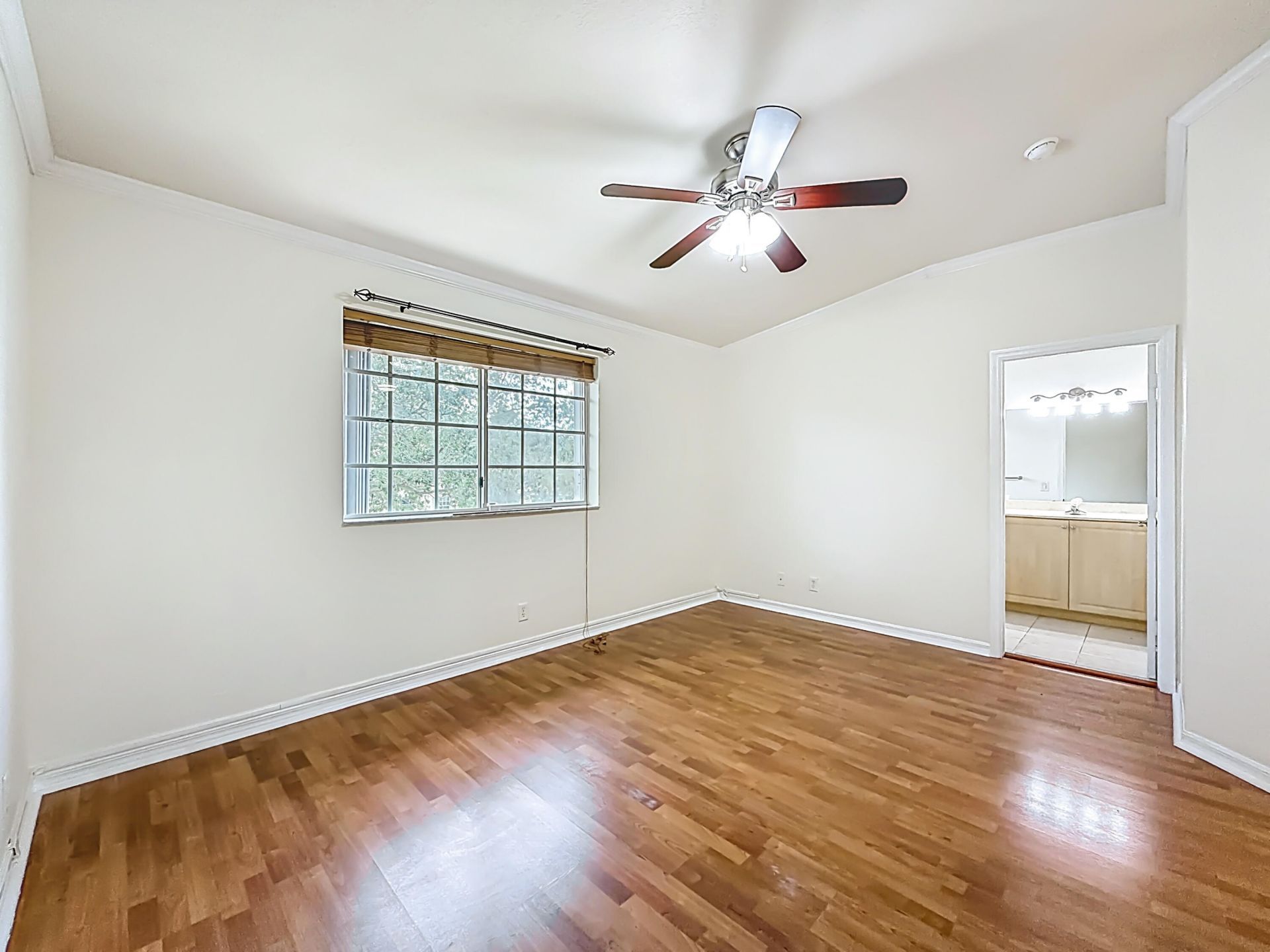 3990 NW 92nd Avenue, Sunrise, FL 33351 Photo
