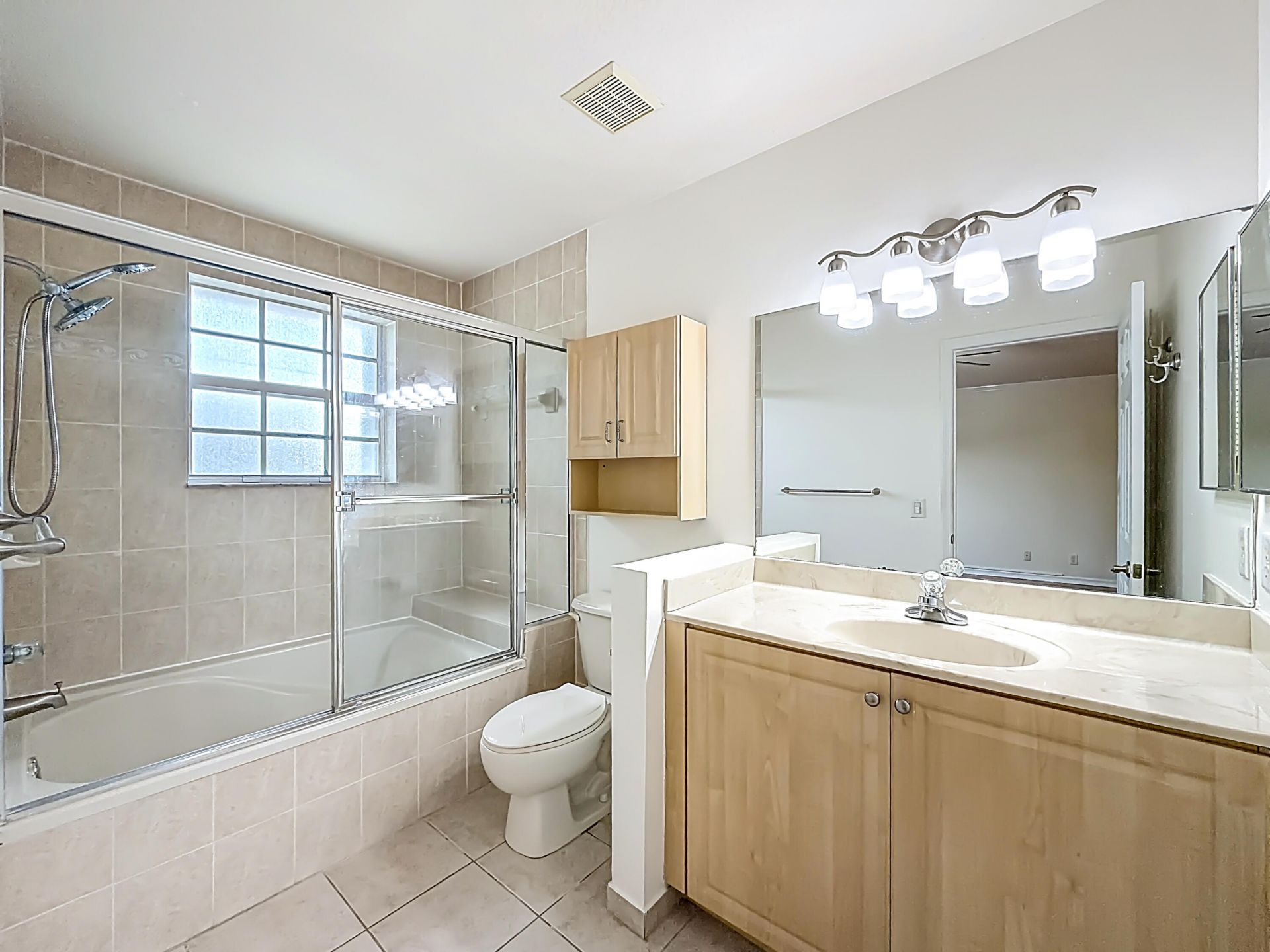 3990 NW 92nd Avenue, Sunrise, FL 33351 Photo