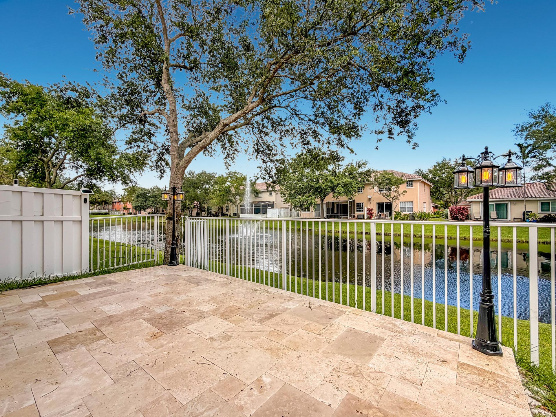 3990 NW 92nd Avenue, Sunrise, FL 33351 Photo