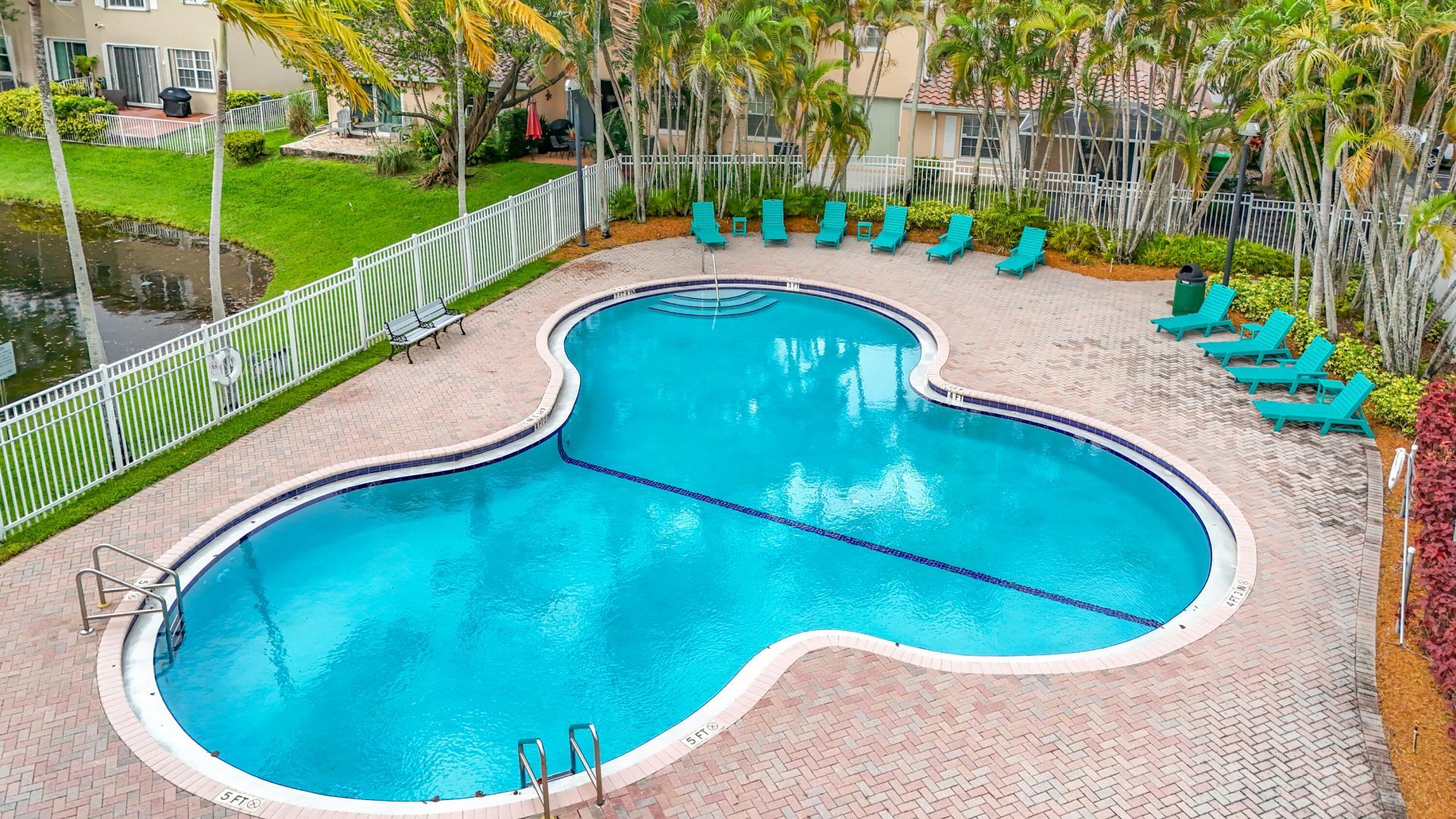 3990 NW 92nd Avenue, Sunrise, FL 33351 Photo