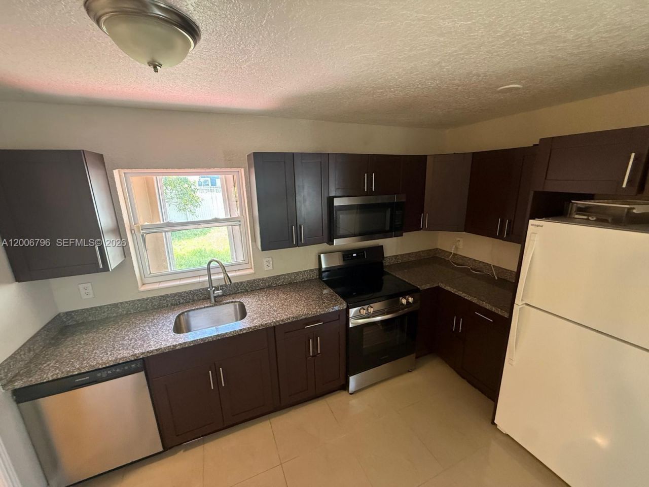 525 NW 15th Ter , Fort Lauderdale, FL 33311 Photo