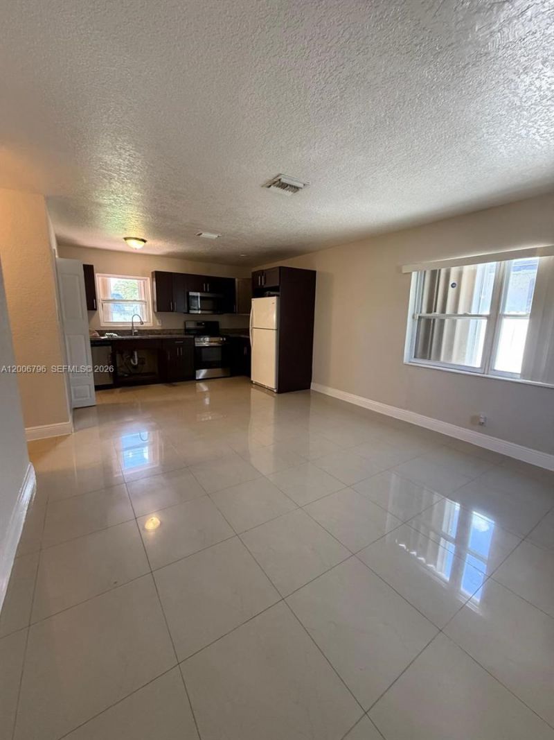 525 NW 15th Ter , Fort Lauderdale, FL 33311 Photo
