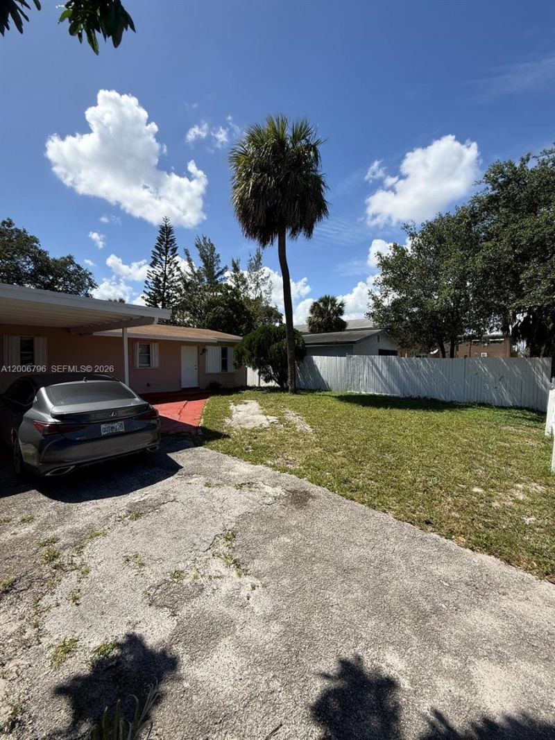 525 NW 15th Ter , Fort Lauderdale, FL 33311 Photo