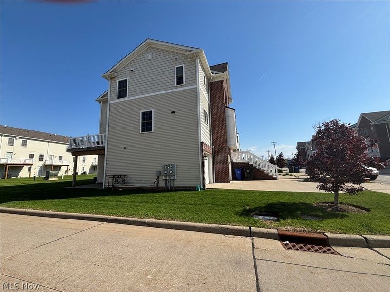 1913 E 86 Street, Cleveland, OH 44106 Photo 3