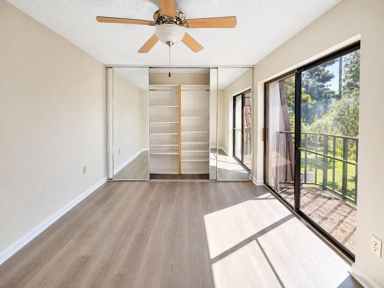 7312 73rd Way, West Palm Beach, FL 33407 Photo