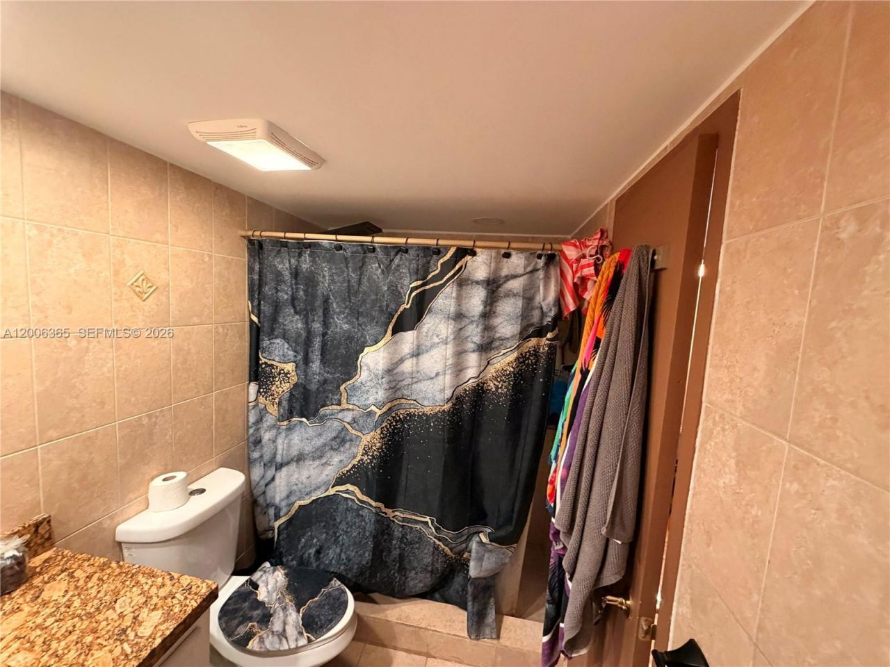 100 Golden Isles Dr, Unit 810, Hallandale Beach, FL 33009 Photo