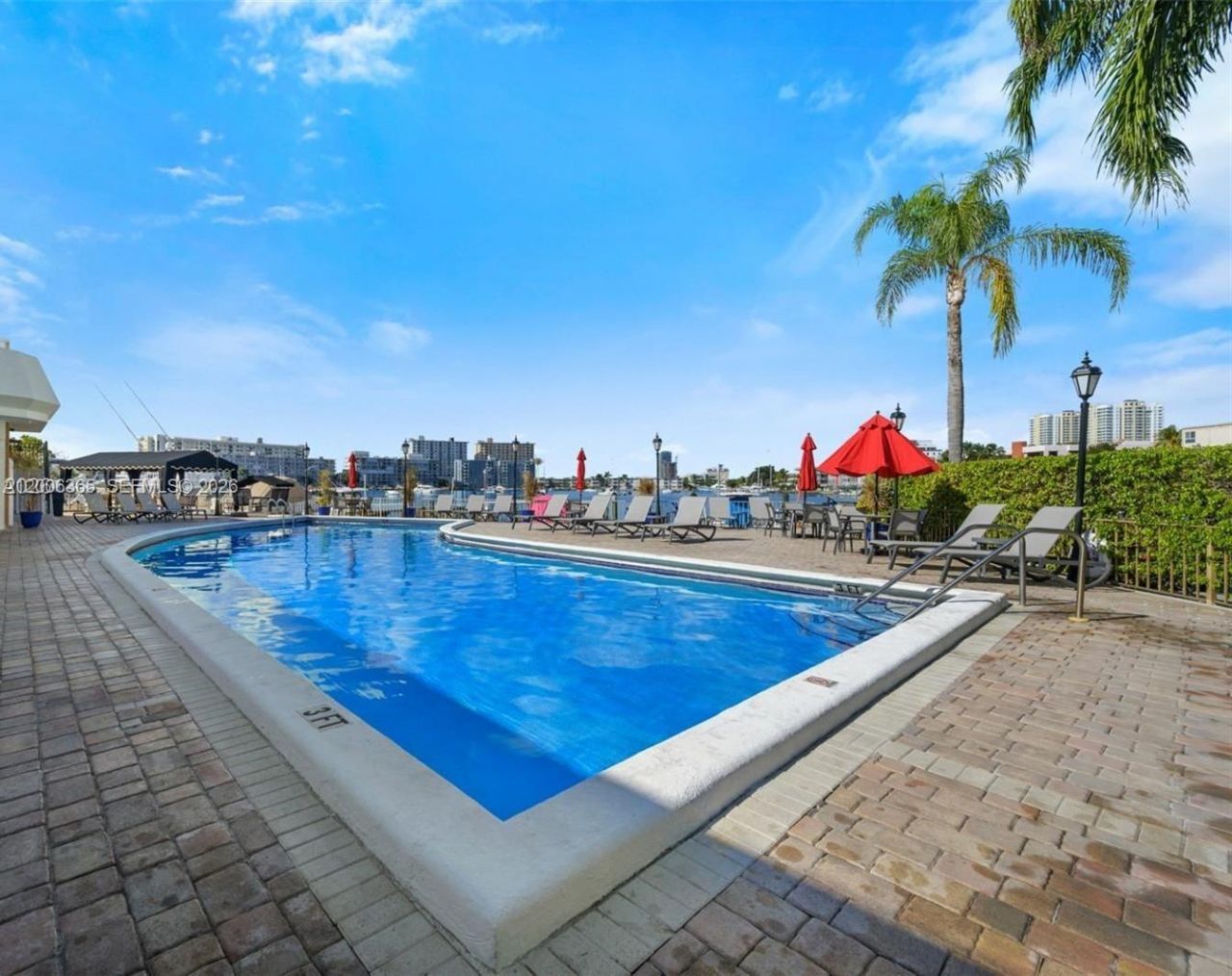 100 Golden Isles Dr , Unit 810, Hallandale Beach, FL 33009 Photo