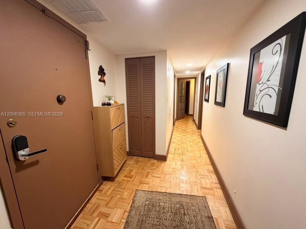 100 Golden Isles Dr, Unit 810, Hallandale Beach, FL 33009 Photo