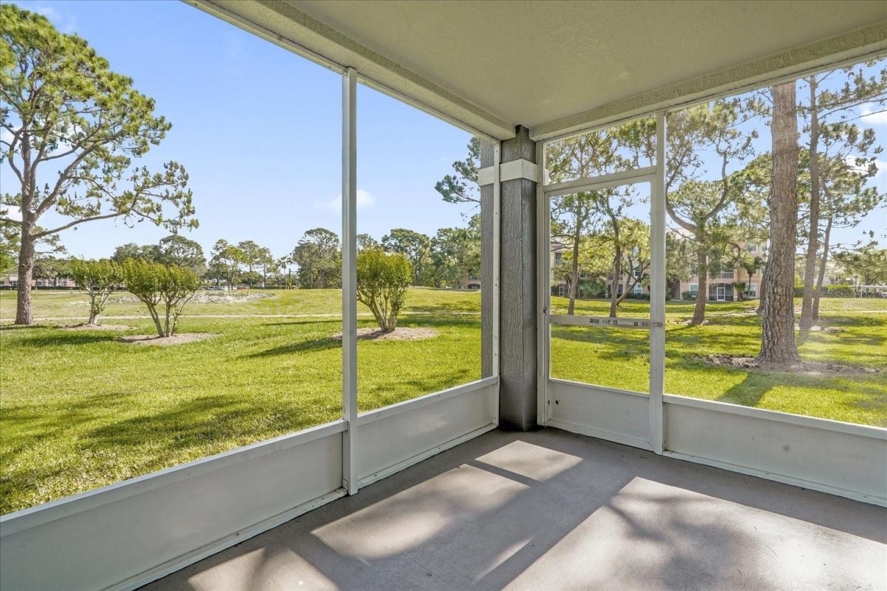 13953 Fairway Island Drive, Unit 618, Orlando, FL 32837 Photo