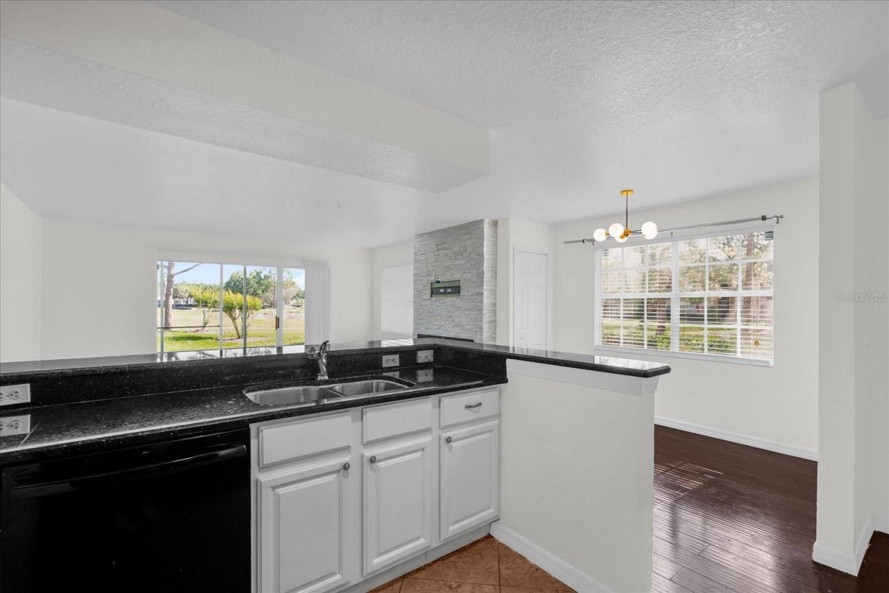 13953 Fairway Island Drive, Unit 618, Orlando, FL 32837 Photo