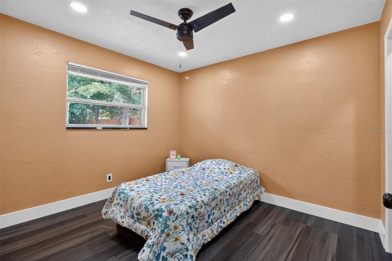 1768 42nd Street S, Saint Petersburg, FL 33711 Photo