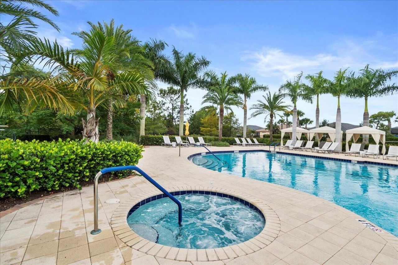 12842 SW Lake Fern Circle, Port Saint Lucie, FL 34987 Photo
