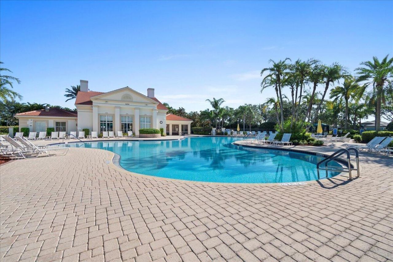 12842 SW Lake Fern Circle, Port Saint Lucie, FL 34987 Photo