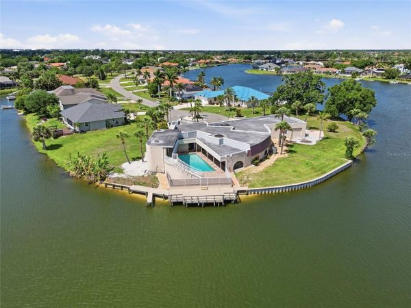 12902 SW DAVID DRIVE , LAKE SUZY, FL 34269