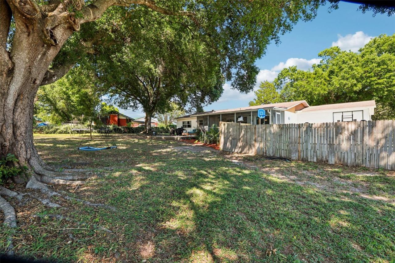 8904 Clayton Lane, Lakeland, FL 33809 Photo