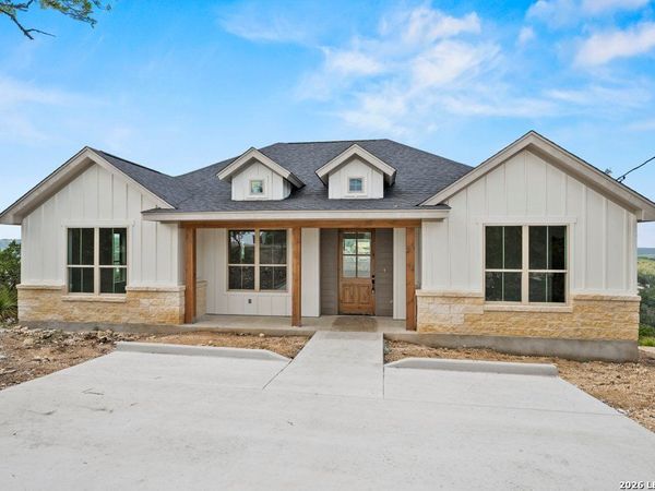 811 LEXINGTON PASS, Canyon Lake, TX 78133