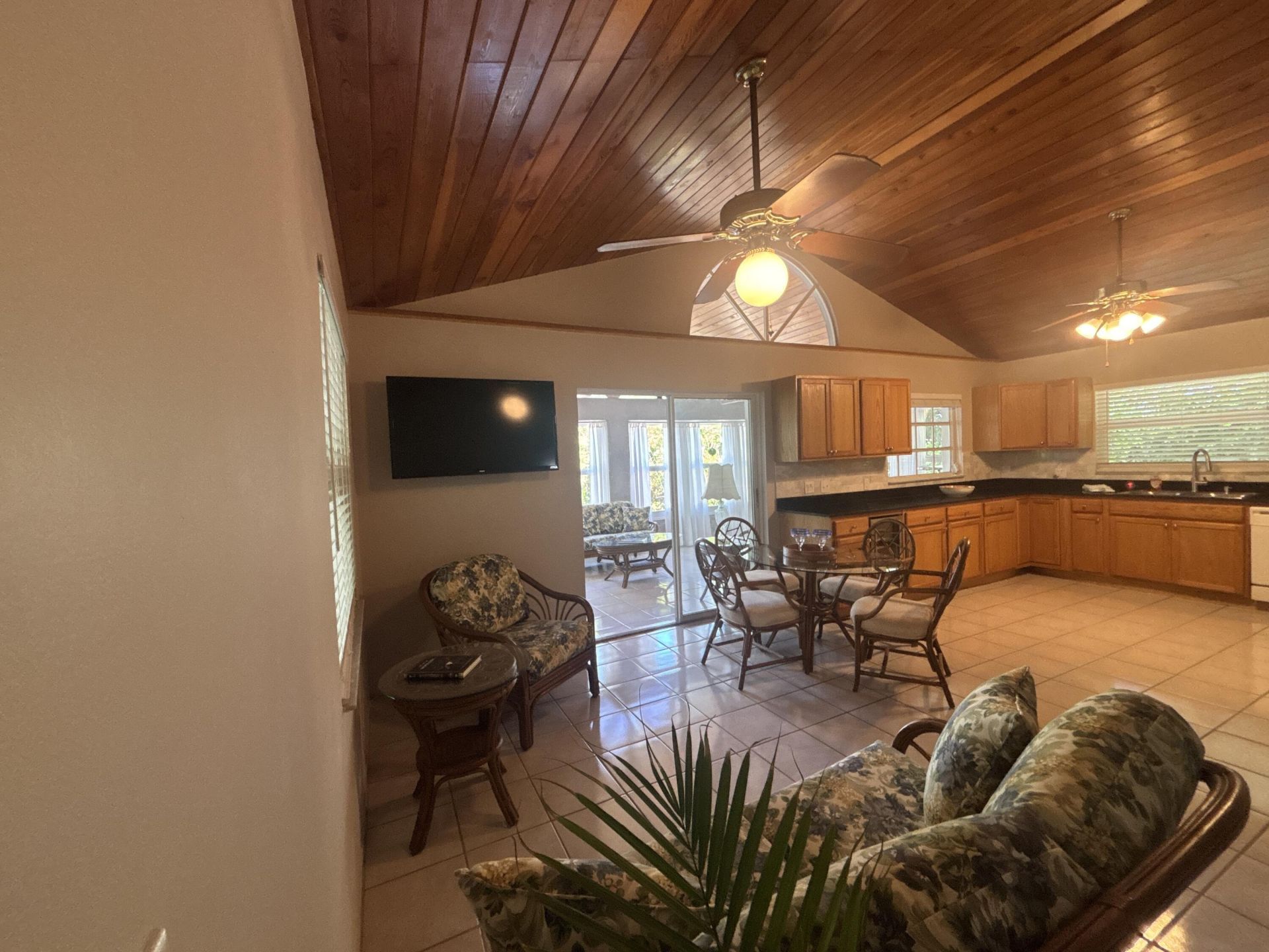 1033 Valencia Road, Key Largo, FL 33037 Photo