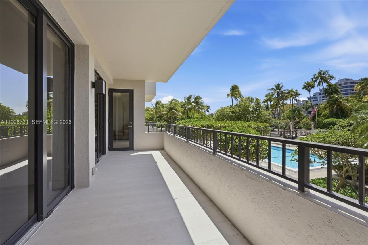 251 Crandon Blvd , Unit 202, Key Biscayne, FL 33149 Photo