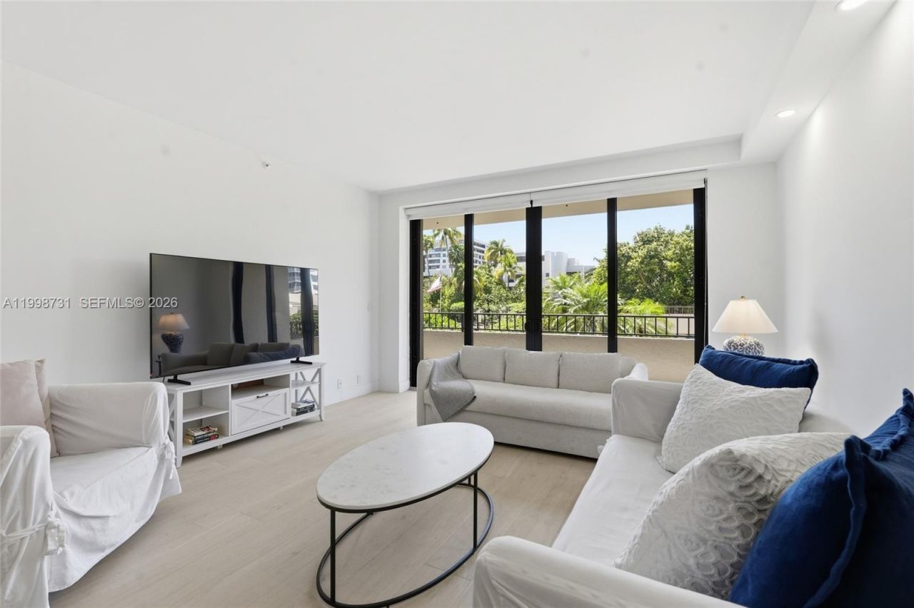 251 Crandon Blvd , Unit 202, Key Biscayne, FL 33149 Photo